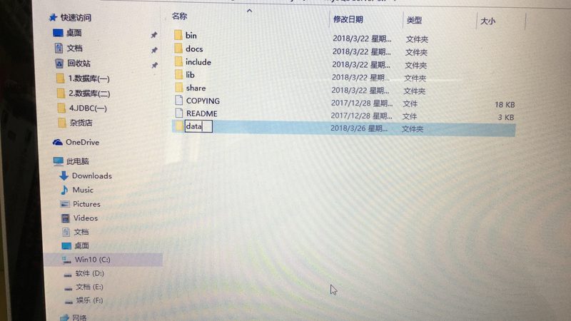 在上海，开锁换锁企业需要具备以下几种资质证明：